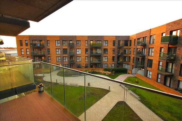 James Smith Court, Dartford, DA1 - Photo 1