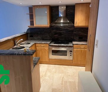 Centraal gelegen appartement met ruim terras. - Photo 1