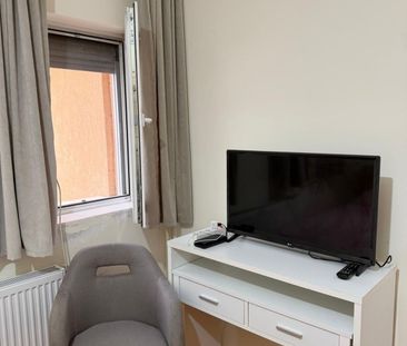 Apartament de închiriat – Centrul, Oradea - Fotografie 2