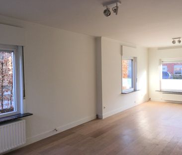 Ruime, gezellige woning met groene tuin - Photo 5