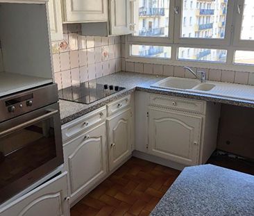 Location Appartement 5 pièces 97m² - Photo 1