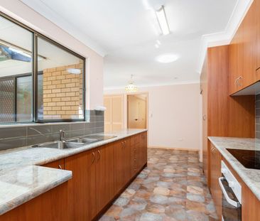 Family Home Close To Town - Photo 6