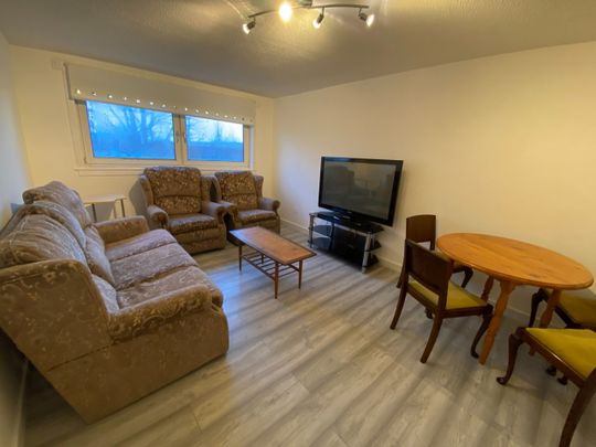 2 Bed Flat, Rosemount Street, G21 - Photo 1