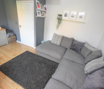 2 BED House To rent - Photo 2