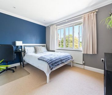 4 bedroom detached house to rent - Photo 3