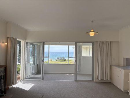 Beach Living - Photo 3