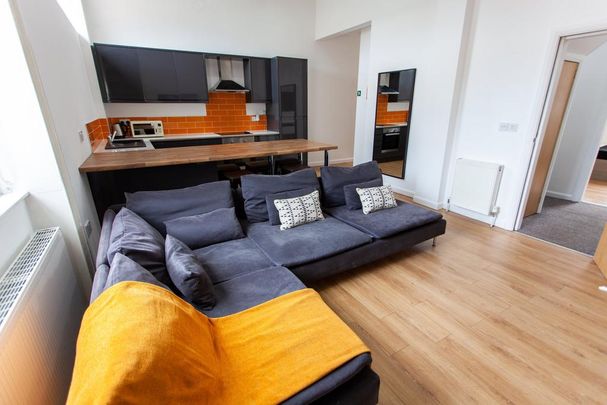 5 bedroom house to rent - Photo 1