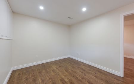 For Lease - 2699 Sherhill Drive Unit# Lower, Mississauga, Ontario - Photo 5
