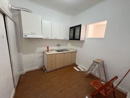 Studio/Γκαρσονιέρα για ενοικίαση Ζωοδόχου Πηγής (Αμπελόκηποι) - Photo 4