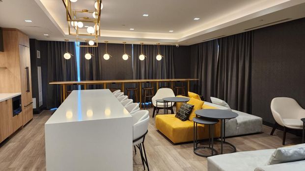 For Lease - 1010 Dundas Street Unit# 520, Whitby, Ontario - Photo 1