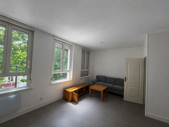 Location Appartement 2 pièces 50m² CALAIS 62100 - Photo 1
