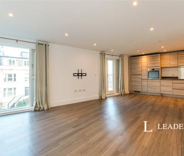2 bedroom flat to rent - Photo 3