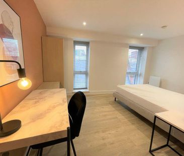 1 bedroom in a house share to rent - Photo 4