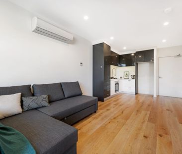 Close To Everything - Photo 1