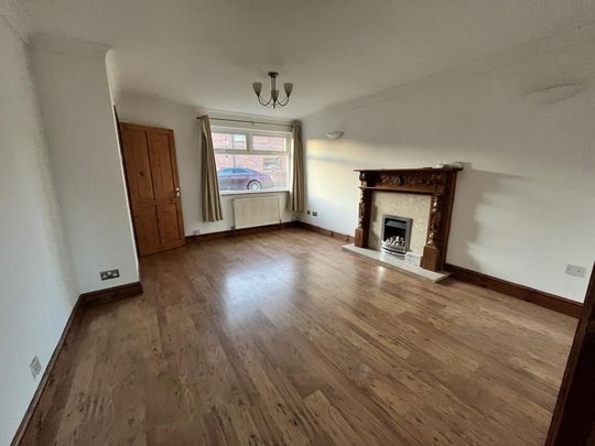 3 bedroom semi-detached house to rent - Photo 1