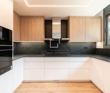 Excellent 4 Bedroom house / villa for rent in Gavà Mar, Barcelona - Photo 6