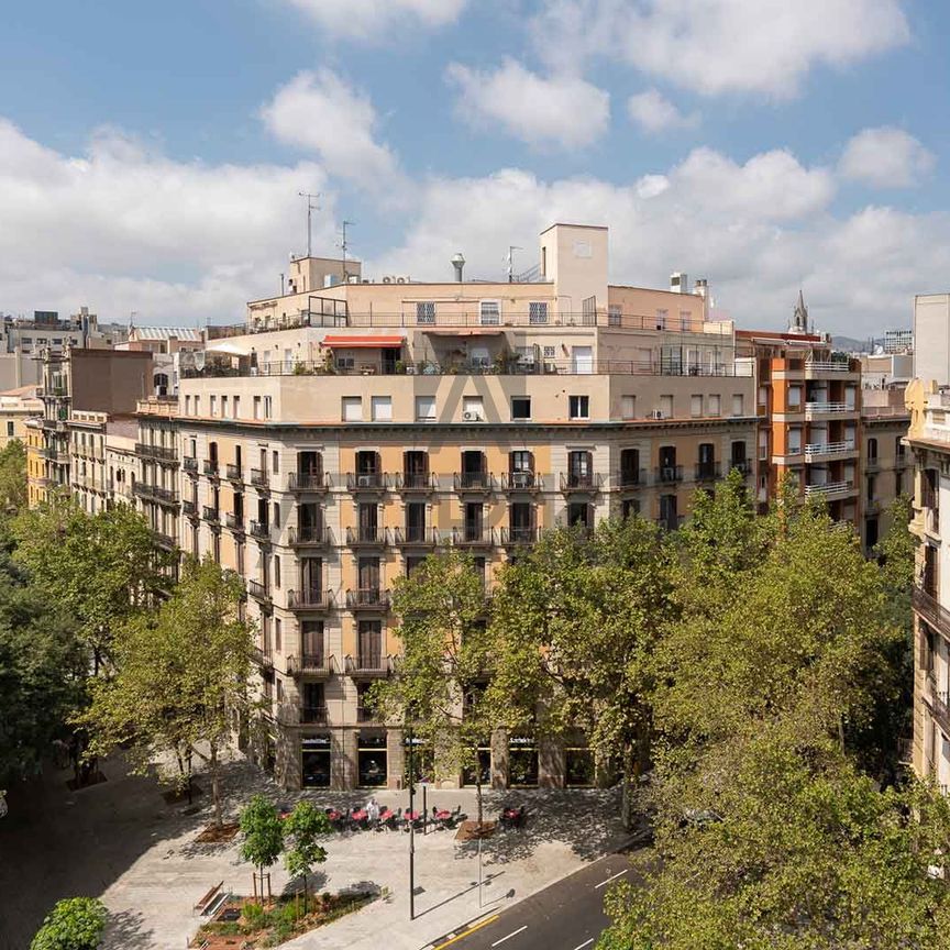 Exclusivo piso en alquiler temporal junto a Passeig de Gràcia, Barcelona - Photo 1