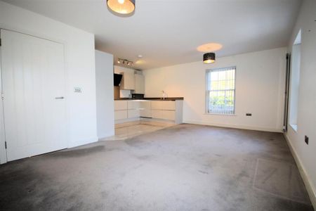 1 bedroom apartment to rent - Photo 2