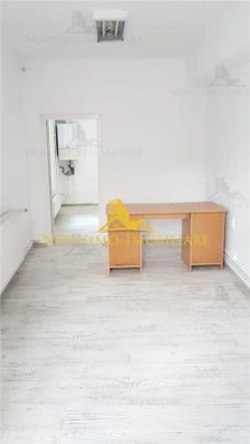 NOVISIMO-IMOBILIARE: VILA DE INCHIRIAT IN ZONA CENTRALA - Fotografie 1