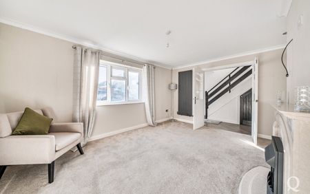 Cherry Gardens, Teynham, Sittingbourne, Kent, ME9 - Photo 2