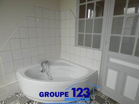 Location Appartement 3 pièces 117m² JOIGNY 89300 - Photo 1