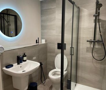 5 bedroom semi-detached house to rent - Photo 6