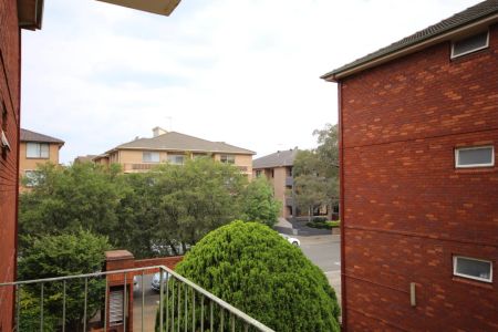 Spacious One Bedroom At Brighton Le Sands - Photo 5