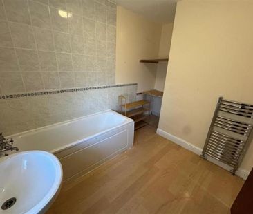 Studio to rent - Photo 6