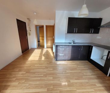 Location Appartement 2 pièces 41m² CAMBRAI 59400 - Photo 2