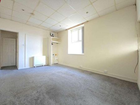 Clevedon Road, Blackpool, FY1 - Photo 4