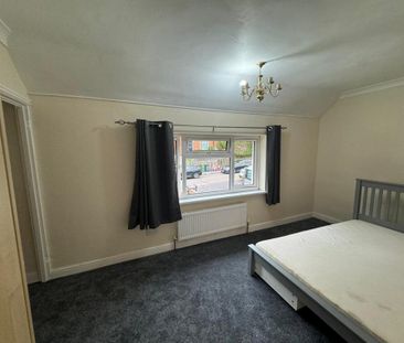 3 bedroom semi-detached house to rent - Photo 4
