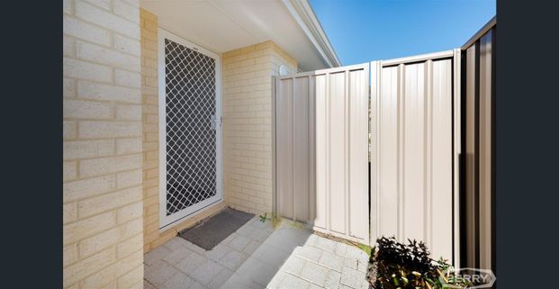 Charming 2 x 1 Home in Peaceful Meadow Springs Location - Photo 1