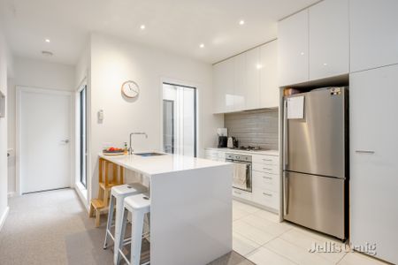 30 Amelia Street, Brunswick - Photo 2