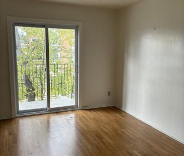 Immeuble - 640 12éme Avenue Nord Joli 3 1/2 - Photo 3