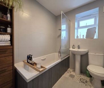 St. Ronan's Road, Southsea - Photo 5