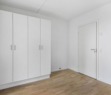 Strandparken 1 - Skøn og stor 4-værelses lejlighed med altan ved va... - Foto 2