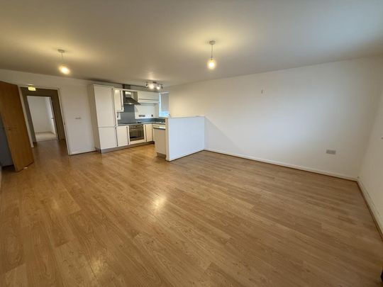 2 bedroom flat to rent - Photo 1