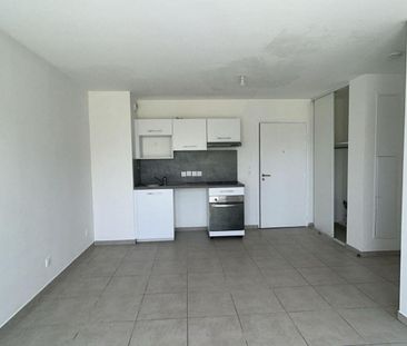 Location Appartement 2 pièces 38m² MONTPELLIER 34000 - Photo 1