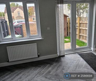 3 bedroom terraced house to rent - Photo 2