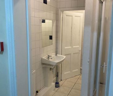 5 bedroom private hall to rent - Photo 6