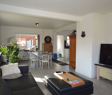 Modern gerenoveerd huis met 3 slpk., op perceel van 1490m² - Photo 3