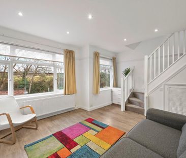 2 bedroom maisonette to rent - Photo 1