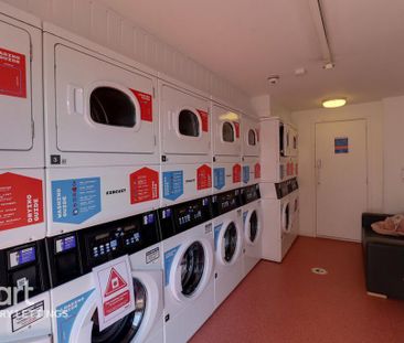 1 bedroom in a flat share to rent - Photo 1