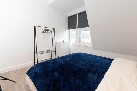 3 bedroom apartment to rent - Photo 5