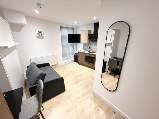 Studio to rent - Photo 1