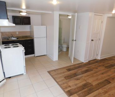 FOR RENT – 5271 Harvey Street, APT #2, Halifax, Nova Scotia - Photo 3