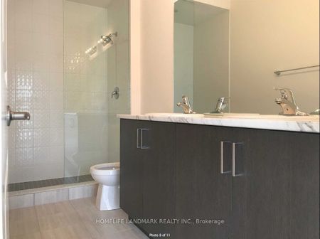 Townhouse For Lease | N7379424 - Photo 2