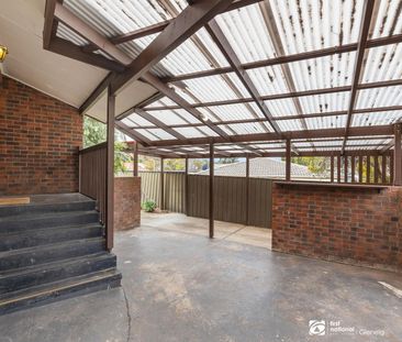 Charming Family Home - Photo 6