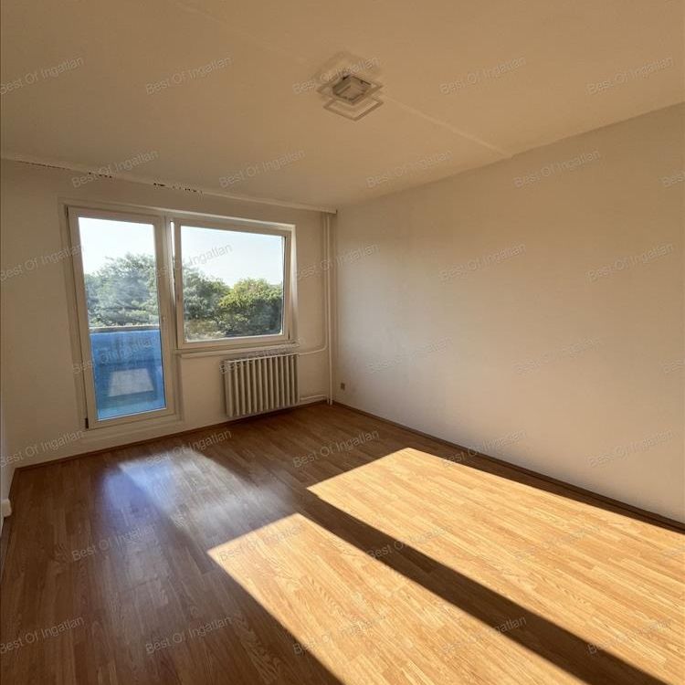 Kiadó jó állapotú panel lakás - Győr - Fotó 1