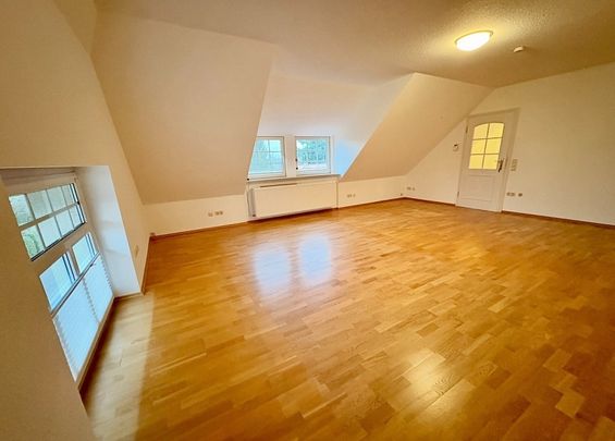 Großzügige Dachgeschosswohnung in Hoya! - Foto 1